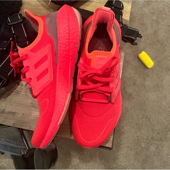 Ultra boost - Picture 2 of 2